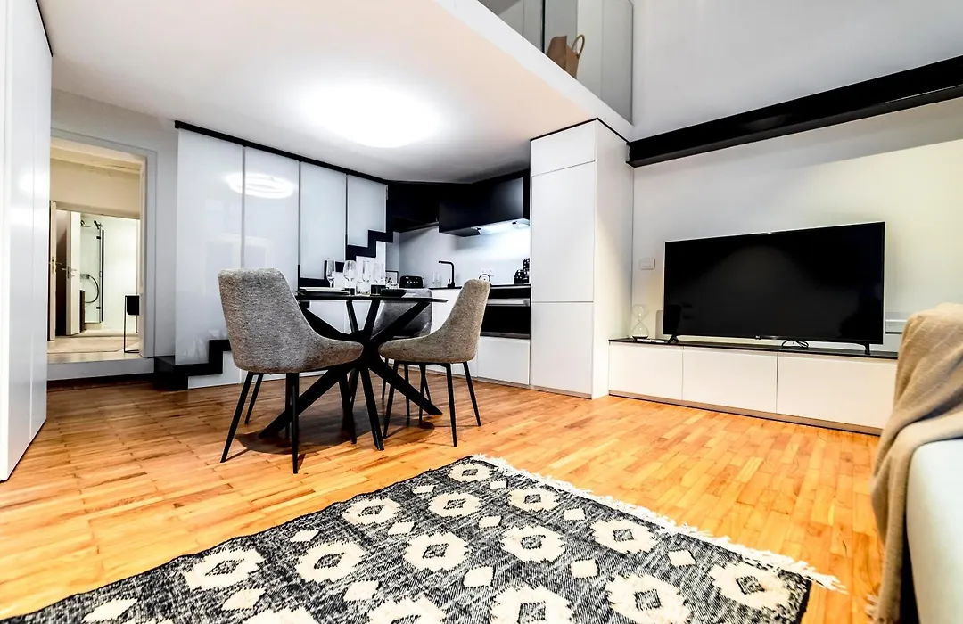 Dream Suites Milano Duomo-1